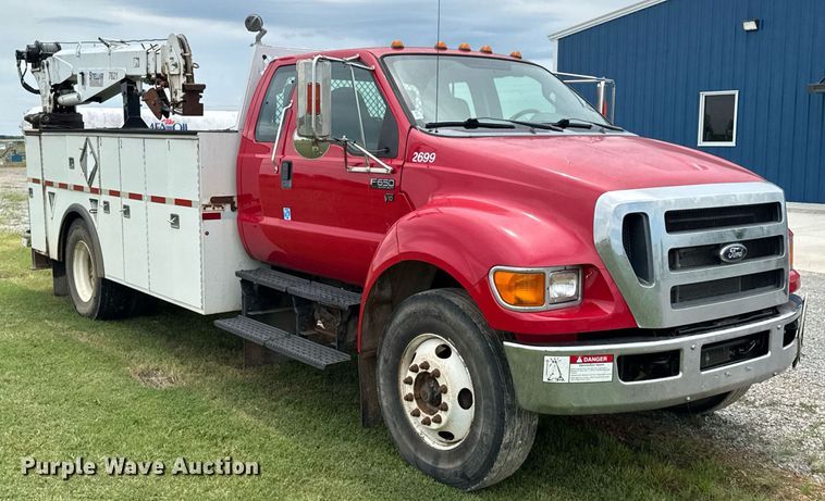 image for item DU9231 2015 Ford F650 utility / service truck