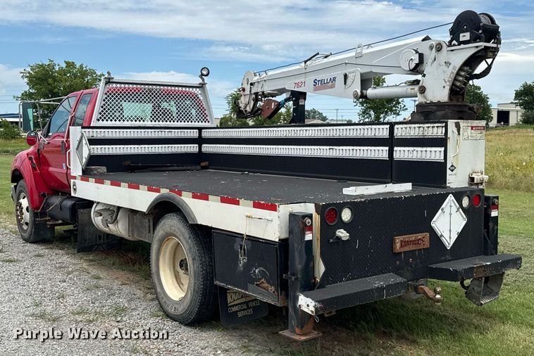 image for item DU9231 2015 Ford F650 utility / service truck