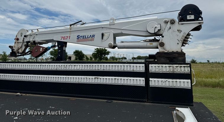 image for item DU9231 2015 Ford F650 utility / service truck