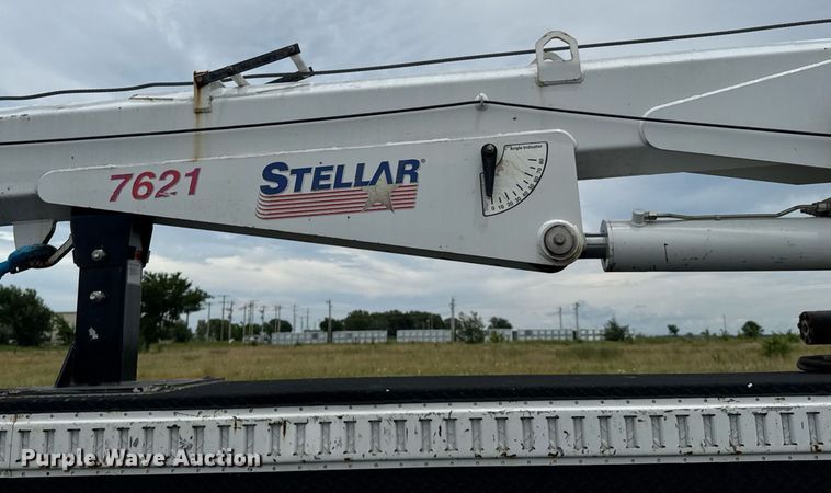 image for item DU9231 2015 Ford F650 utility / service truck