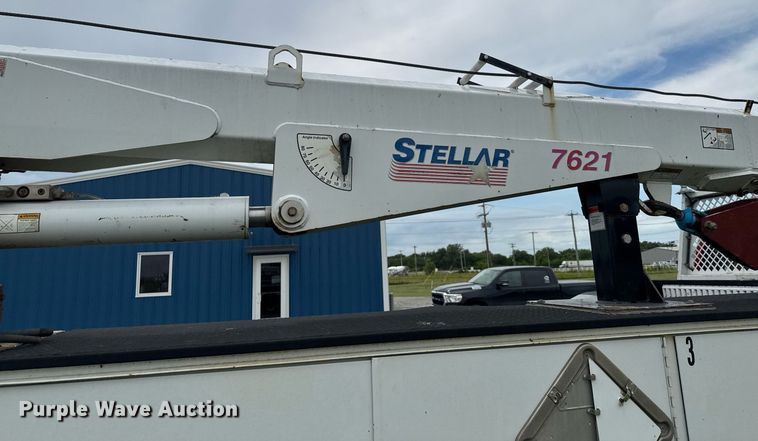 image for item DU9231 2015 Ford F650 utility / service truck