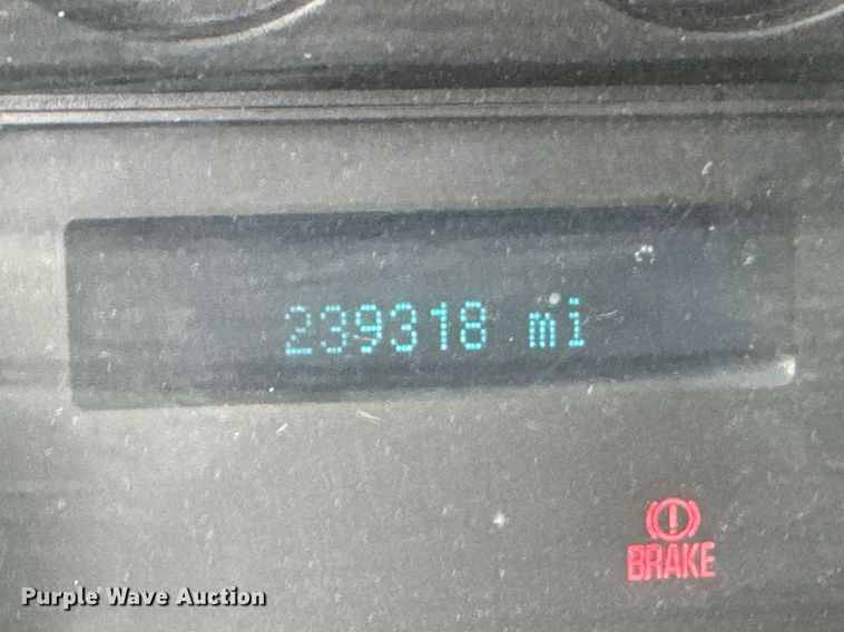 image for item DU9231 2015 Ford F650 utility / service truck