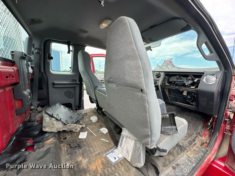 image for item DU9231 2015 Ford F650 utility / service truck