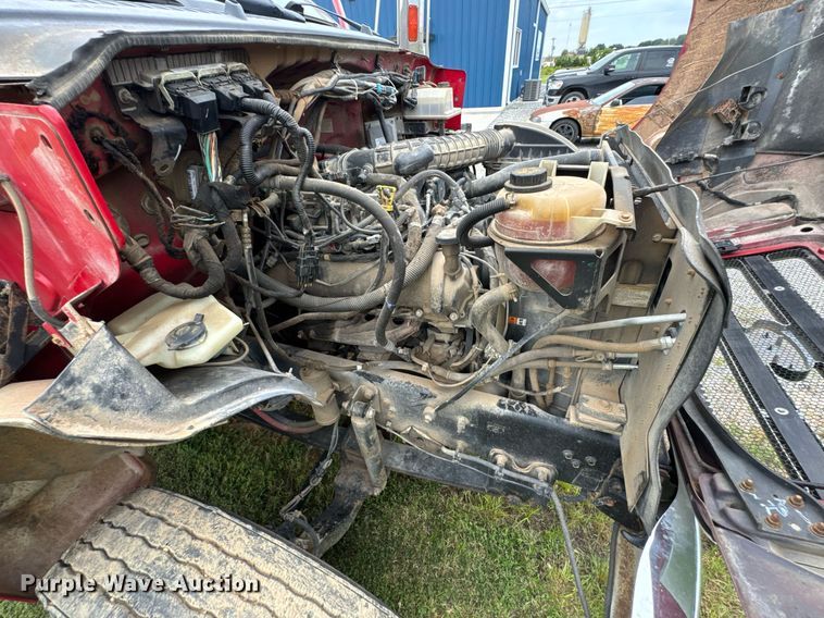 image for item DU9231 2015 Ford F650 utility / service truck