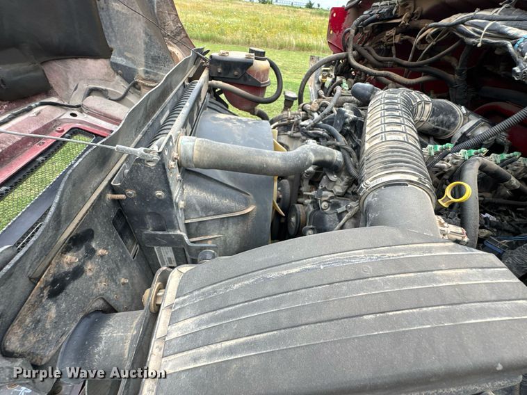 image for item DU9231 2015 Ford F650 utility / service truck