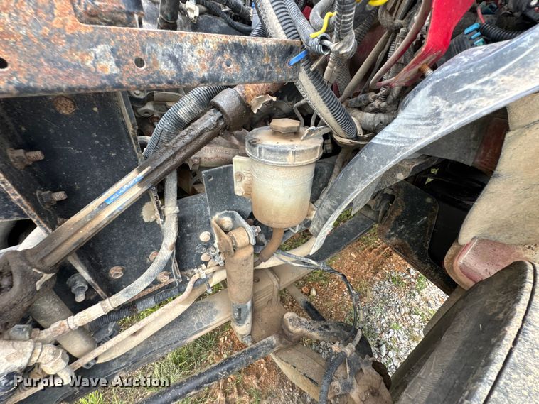 image for item DU9231 2015 Ford F650 utility / service truck