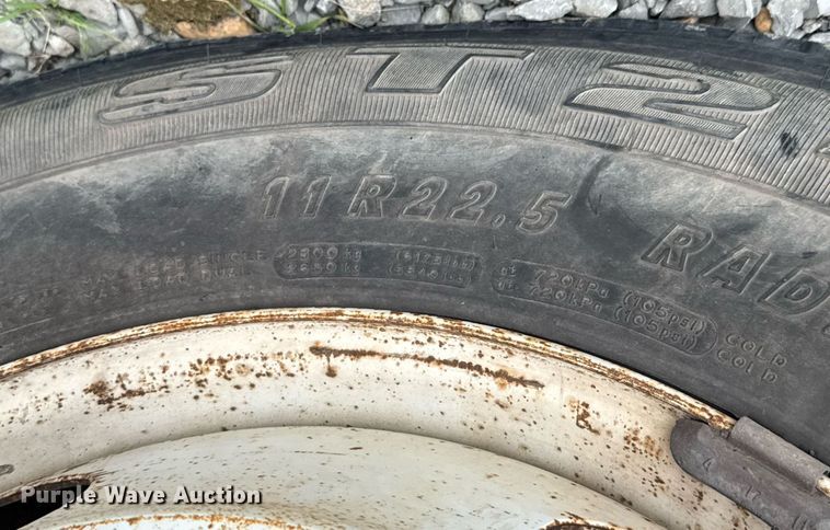 image for item DU9231 2015 Ford F650 utility / service truck