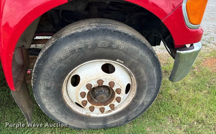 image for item DU9231 2015 Ford F650 utility / service truck