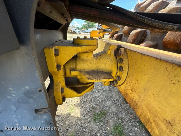 image for item DU9236 Bomag BW211 PD-3 single drum vibratory roller