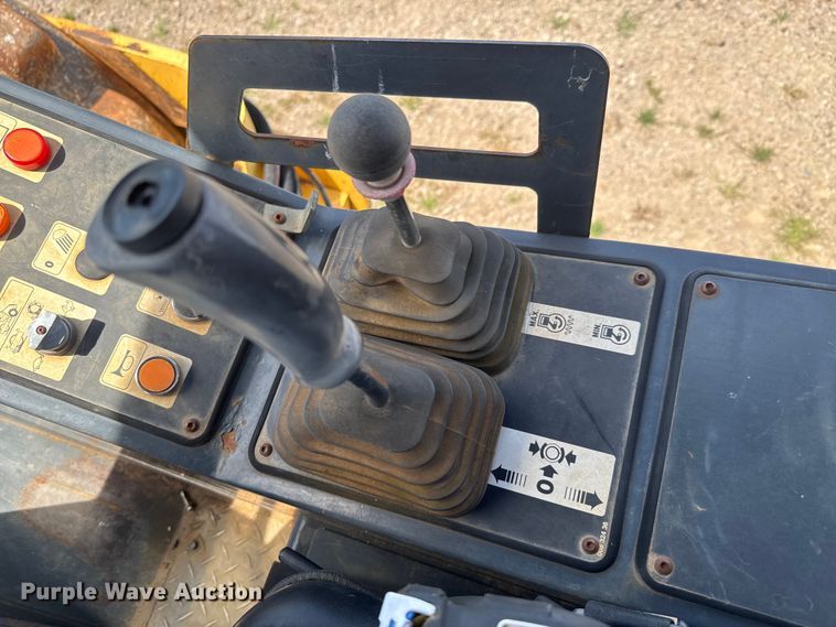 image for item DU9236 Bomag BW211 PD-3 single drum vibratory roller