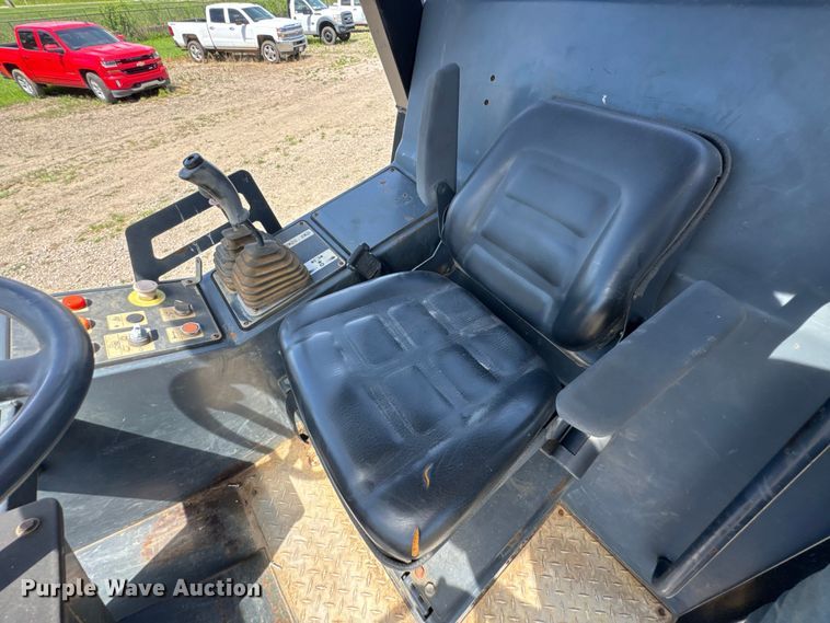 image for item DU9236 Bomag BW211 PD-3 single drum vibratory roller