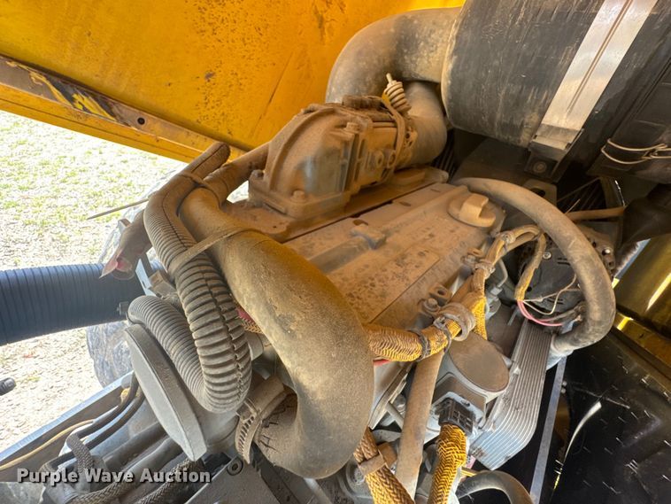 image for item DU9236 Bomag BW211 PD-3 single drum vibratory roller