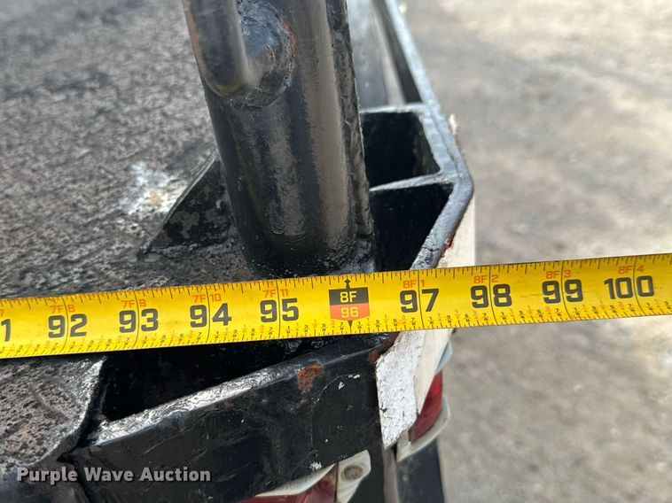 image for item DU9254 1998 Mack CH613 flatbed truck with mud mixing system