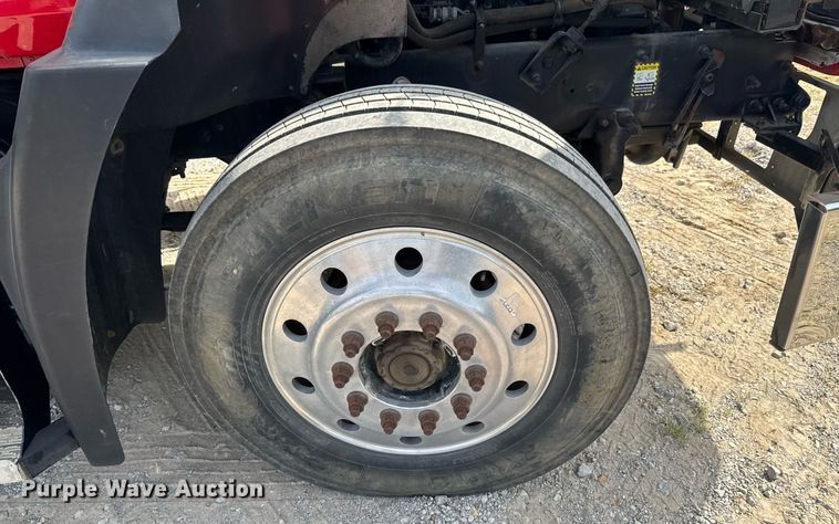 image for item DU9254 1998 Mack CH613 flatbed truck with mud mixing system