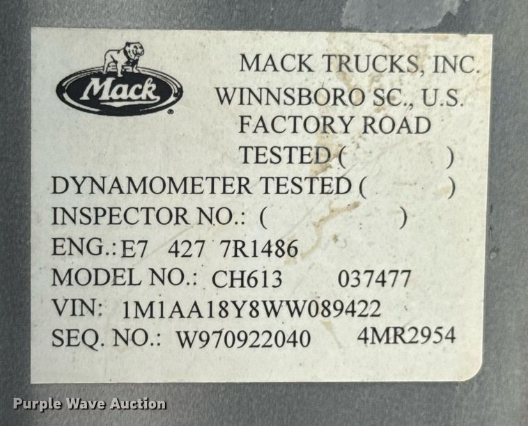 image for item DU9254 1998 Mack CH613 flatbed truck with mud mixing system