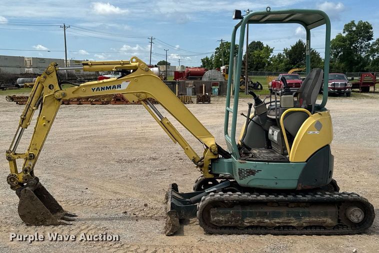 image for item DU9256 2005 Yanmar VIO20-3 mini excavator
