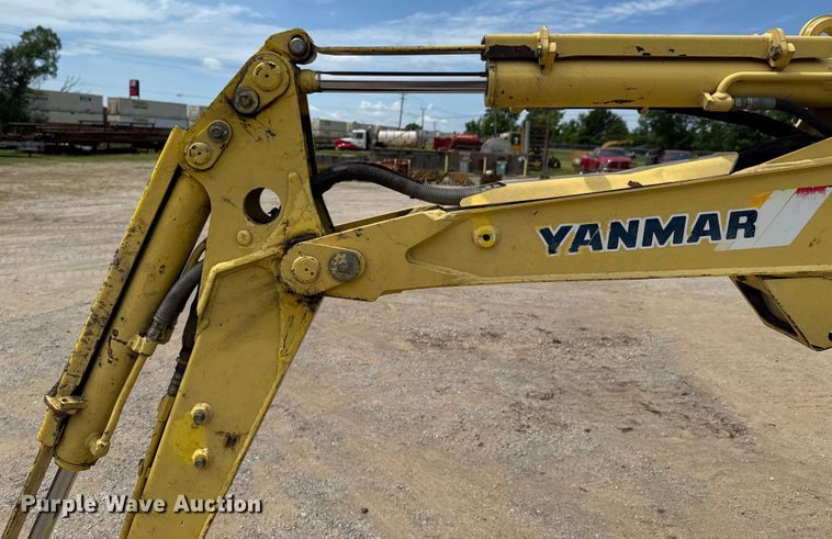 image for item DU9256 2005 Yanmar VIO20-3 mini excavator