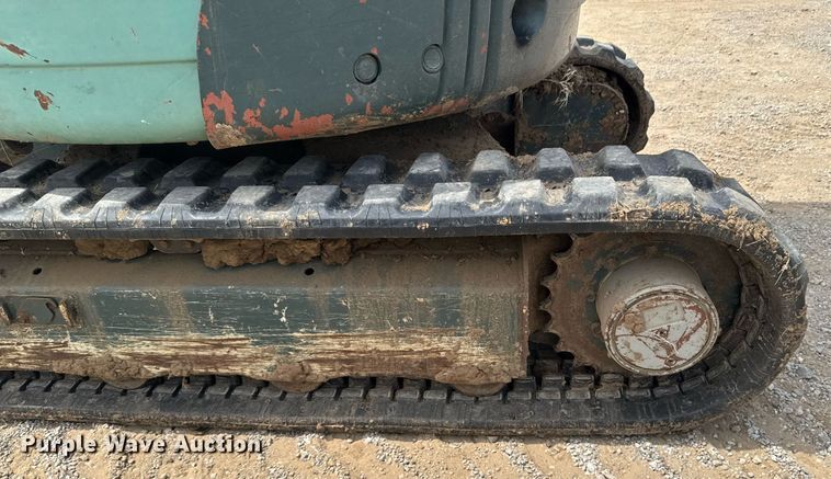 image for item DU9256 2005 Yanmar VIO20-3 mini excavator