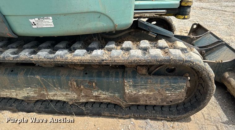 image for item DU9256 2005 Yanmar VIO20-3 mini excavator