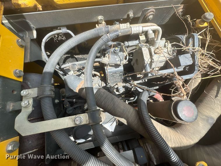 image for item DU9257 2011 Komatsu PC138USLC-8 excavator