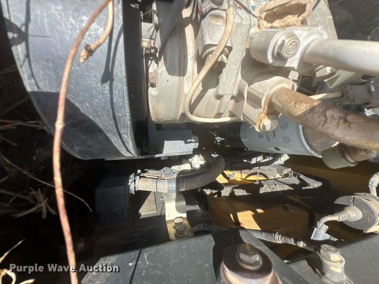 image for item DU9257 2011 Komatsu PC138USLC-8 excavator