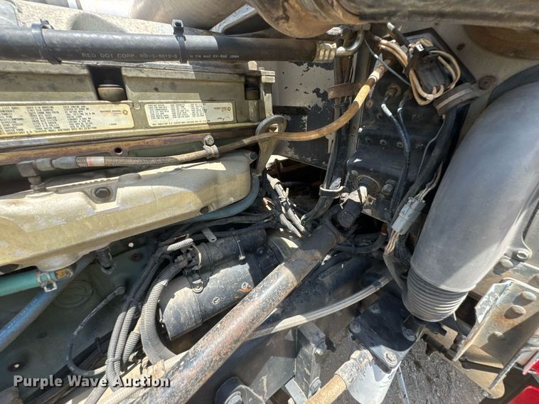 image for item DU9258 1995 Peterbilt 379 semi truck