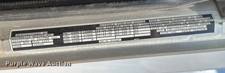 image for item DU9258 1995 Peterbilt 379 semi truck