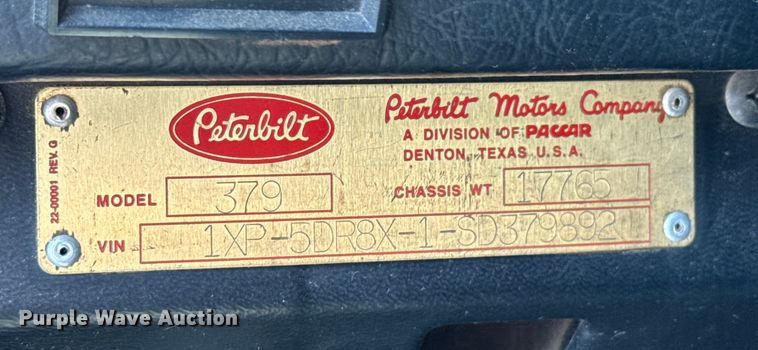 image for item DU9258 1995 Peterbilt 379 semi truck