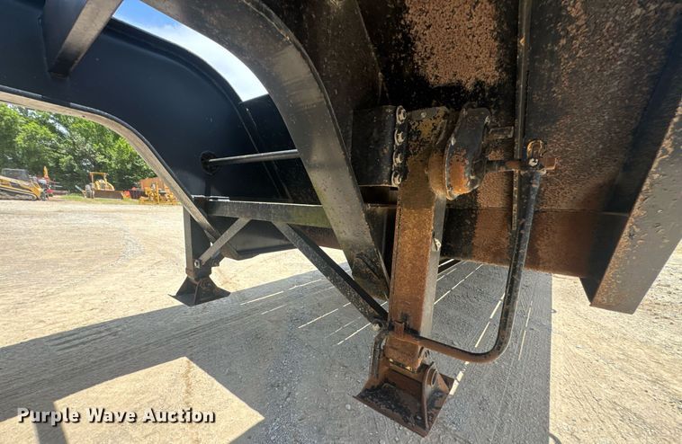 image for item DU9259 2013 Pitts Trailers drop deck equipment trailer