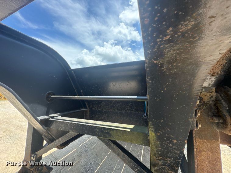 image for item DU9259 2013 Pitts Trailers drop deck equipment trailer