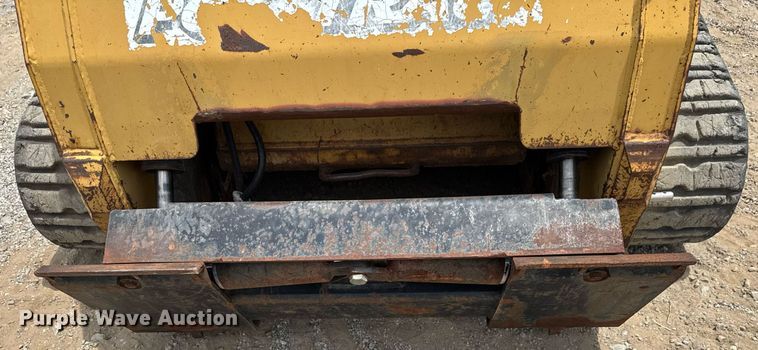 image for item DU9261 2005 ASV Posi-Track RC100 tracked skid steer loader