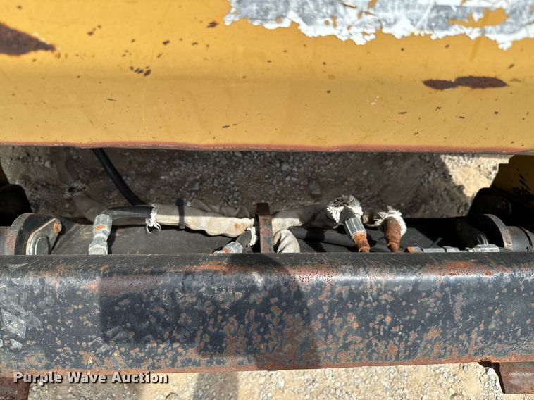 image for item DU9261 2005 ASV Posi-Track RC100 tracked skid steer loader