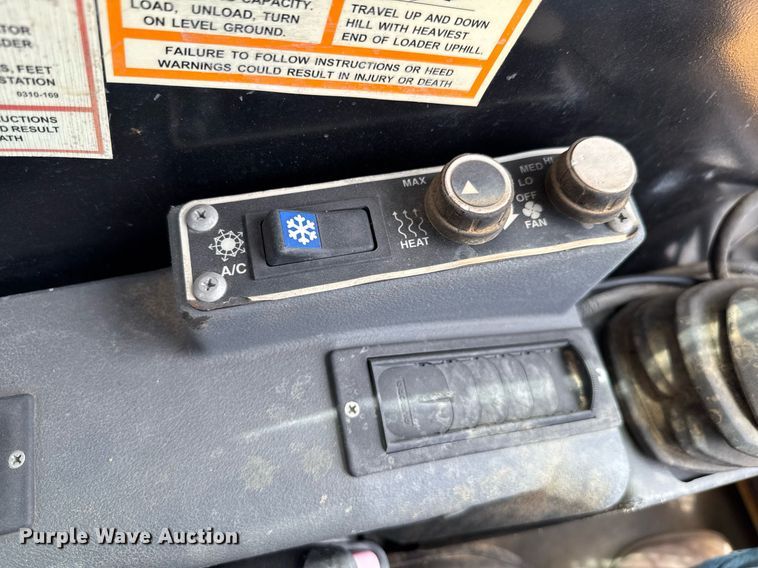 image for item DU9261 2005 ASV Posi-Track RC100 tracked skid steer loader