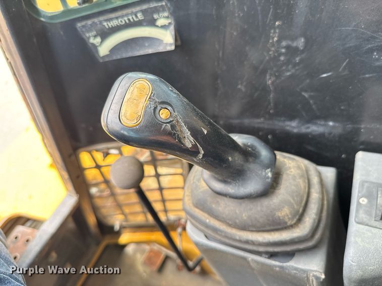 image for item DU9261 2005 ASV Posi-Track RC100 tracked skid steer loader