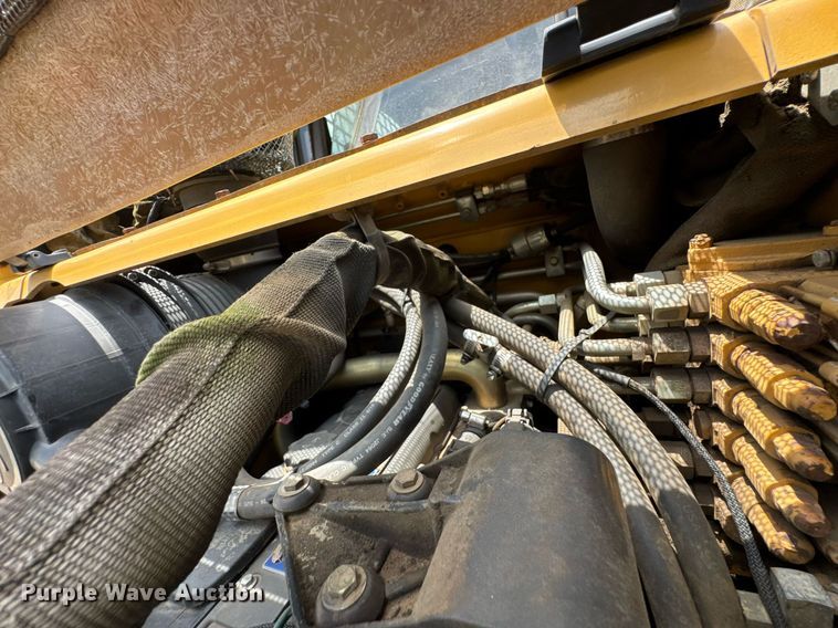 image for item DU9261 2005 ASV Posi-Track RC100 tracked skid steer loader