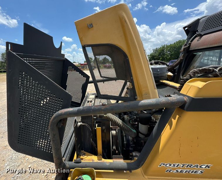 image for item DU9261 2005 ASV Posi-Track RC100 tracked skid steer loader