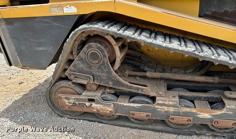 image for item DU9261 2005 ASV Posi-Track RC100 tracked skid steer loader