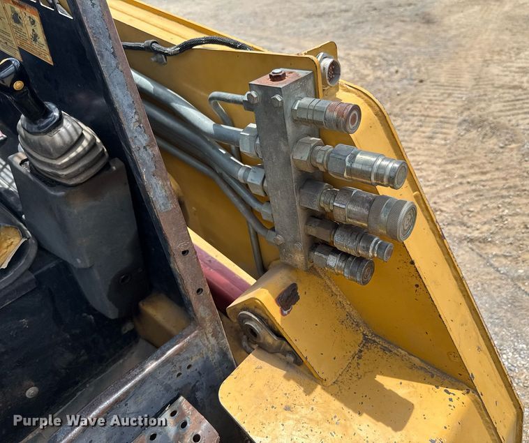 image for item DU9262 2006 ASV Posi-Track RC85 tracked skid steer loader