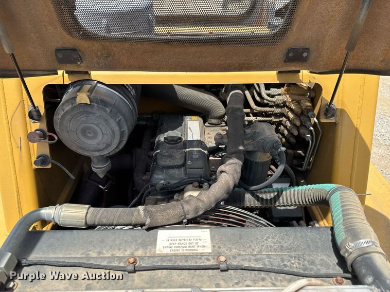 image for item DU9262 2006 ASV Posi-Track RC85 tracked skid steer loader