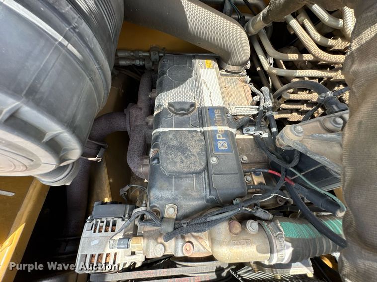 image for item DU9262 2006 ASV Posi-Track RC85 tracked skid steer loader