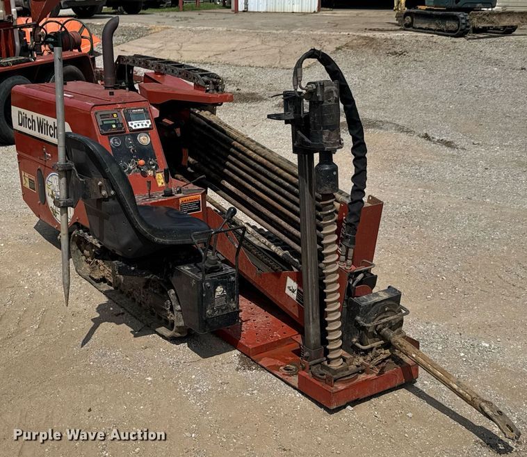 image for item DU9265 2001 Ditch Witch JT520 directional boring unit