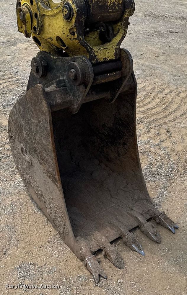 image for item DU9266 2005 Yanmar VIO75-A mini excavator