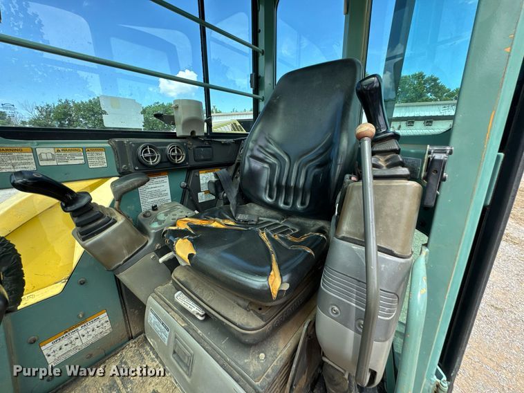 image for item DU9266 2005 Yanmar VIO75-A mini excavator