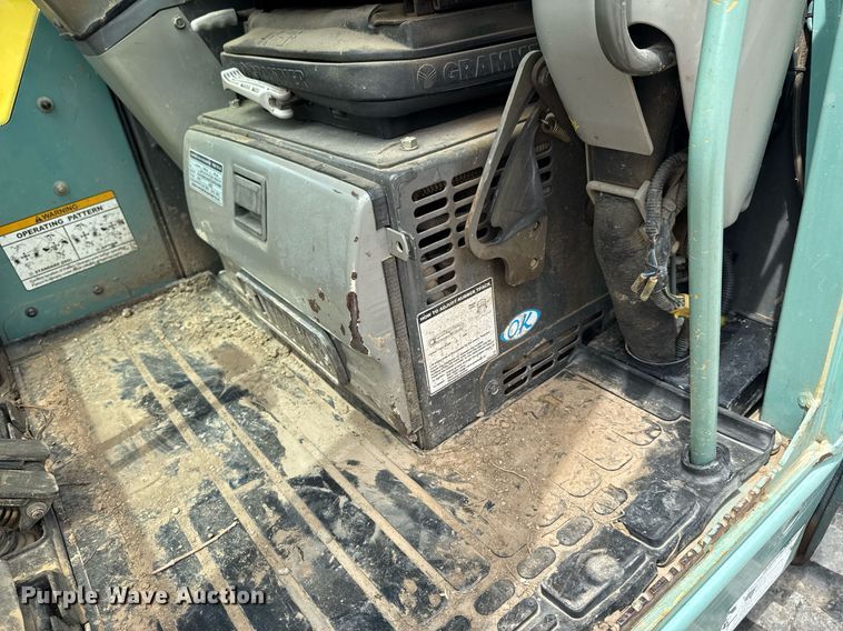 image for item DU9266 2005 Yanmar VIO75-A mini excavator