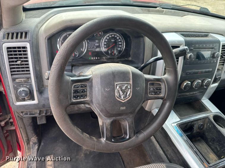 image for item DU9267 2012 Dodge Ram 3500 Crew Cab pickup truck