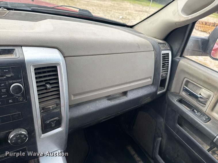 image for item DU9267 2012 Dodge Ram 3500 Crew Cab pickup truck