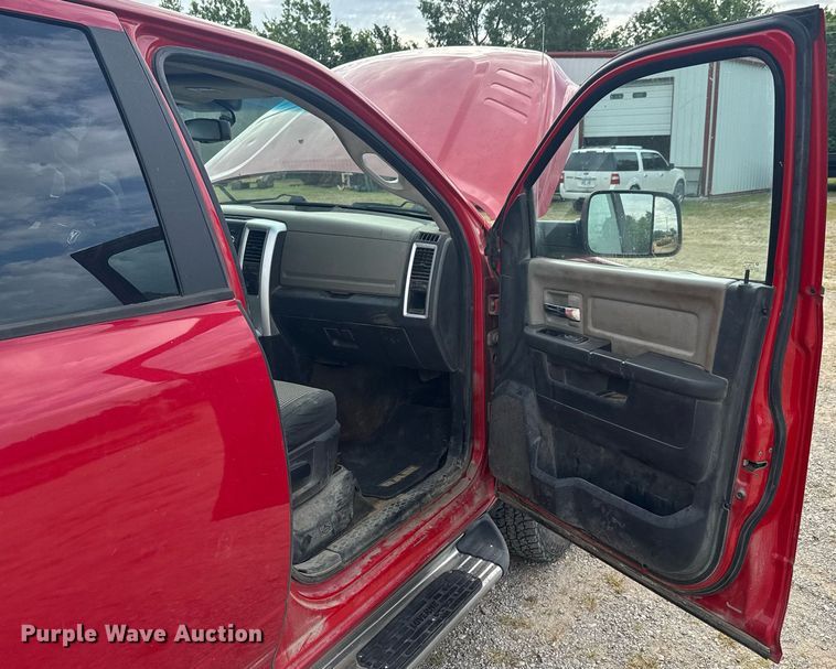 image for item DU9267 2012 Dodge Ram 3500 Crew Cab pickup truck