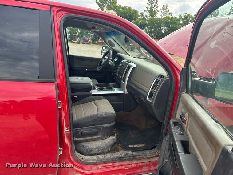 image for item DU9267 2012 Dodge Ram 3500 Crew Cab pickup truck