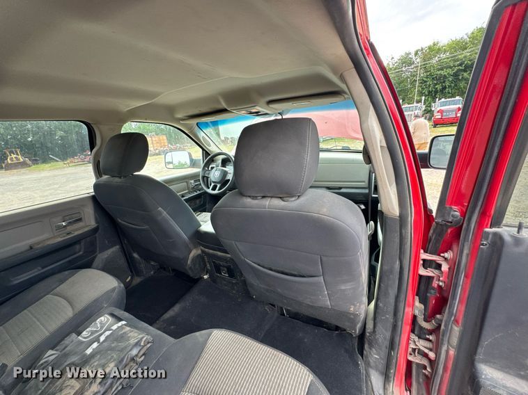 image for item DU9267 2012 Dodge Ram 3500 Crew Cab pickup truck