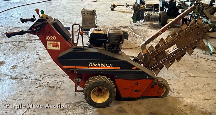 image for item DU9269 Ditch Witch 1020H trencher